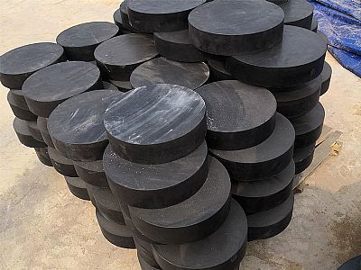 吉安县板式橡胶支座由若干层橡胶片与薄钢板经加压硫化